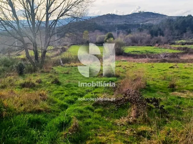 Terreno Urbano T0 - Uni�o Das Freguesias De Mou��s E Lamares, Vila Real, Vila Real - Miniatura: 2/9