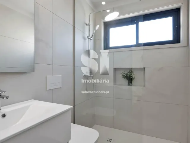 Moradia T4 - A Ver-o-Mar, P�voa de Varzim, Porto - Miniatura: 16/43