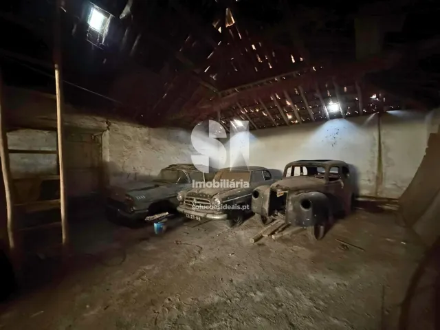 Armaz�m T0 - Dois Portos, Torres Vedras, Lisboa - Miniatura: 15/23