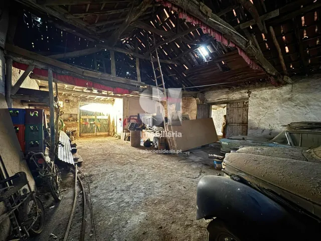 Armaz�m T0 - Dois Portos, Torres Vedras, Lisboa - Miniatura: 16/23