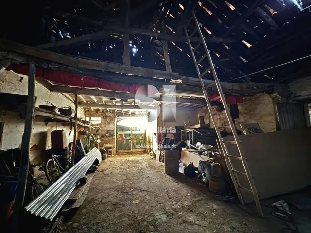 Armaz�m T0 - Dois Portos, Torres Vedras, Lisboa - Miniatura: 18/23