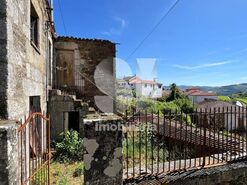 Moradia T2 - Sanfins do Douro, Alij�, Vila Real - Miniatura: 7/29