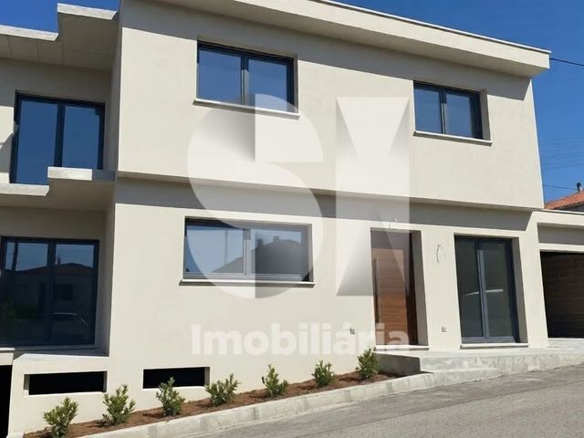 Moradia T3 - Buarcos, Figueira da Foz, Coimbra - Imagem grande