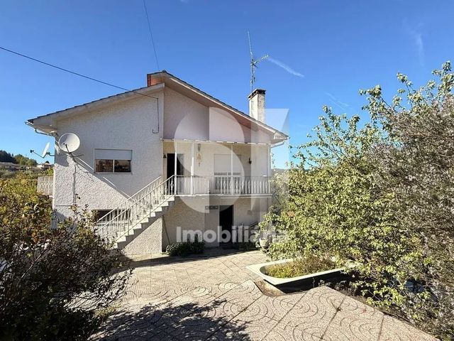 Moradia T3 - Orgens, Viseu, Viseu - Imagem grande