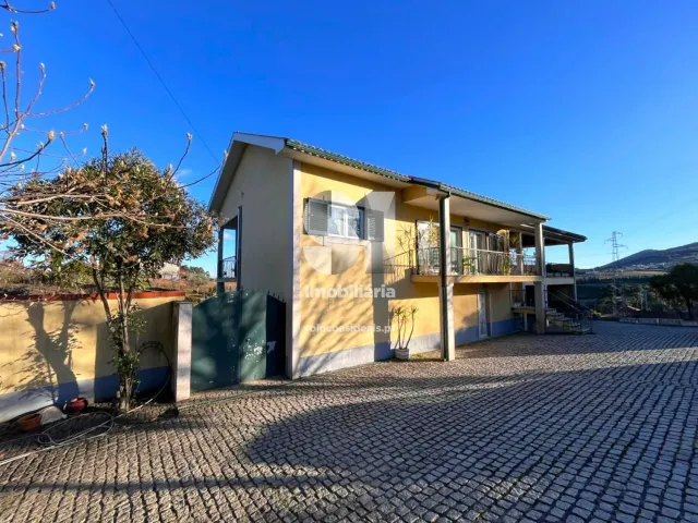 Moradia T0 - Sabrosa, Sabrosa, Vila Real