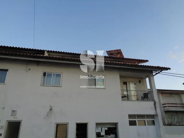 Apartamento T3 - S�o Miguel de Poiares, Vila Nova de Poiares, Coimbra