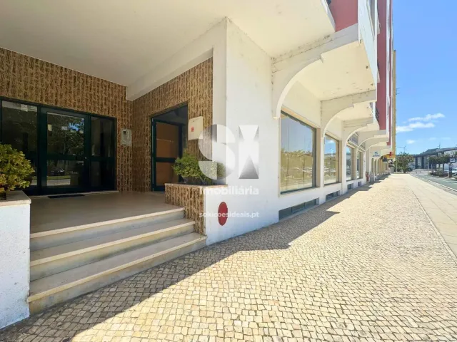 Com�rcio T0 - Torres Vedras, Torres Vedras, Lisboa - Miniatura: 4/37