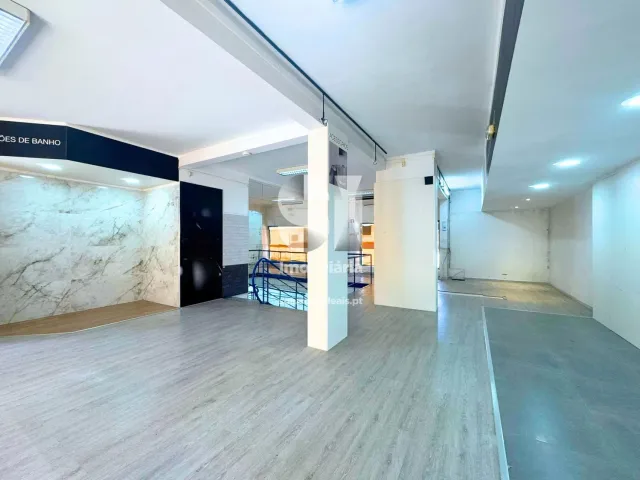 Com�rcio T0 - Torres Vedras, Torres Vedras, Lisboa - Miniatura: 9/37