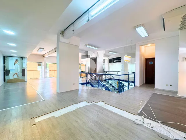 Com�rcio T0 - Torres Vedras, Torres Vedras, Lisboa - Miniatura: 12/37