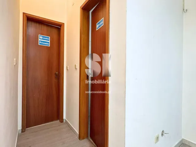 Com�rcio T0 - Torres Vedras, Torres Vedras, Lisboa - Miniatura: 13/37