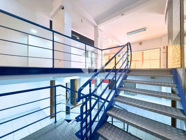 Com�rcio T0 - Torres Vedras, Torres Vedras, Lisboa - Miniatura: 18/37