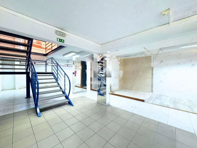 Com�rcio T0 - Torres Vedras, Torres Vedras, Lisboa - Miniatura: 23/37