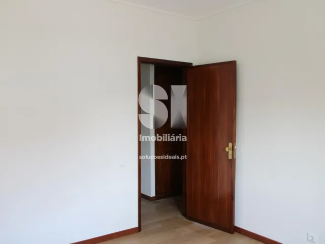 Apartamento T3 - Esgueira, Aveiro, Aveiro - Miniatura: 9/28