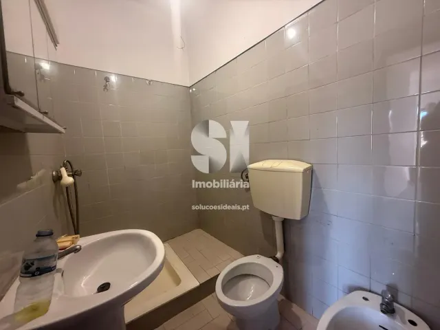 Moradia T4 - Almalagu�s, Coimbra, Coimbra - Miniatura: 9/25