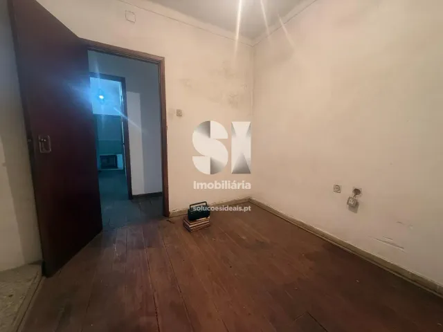 Moradia T4 - Almalagu�s, Coimbra, Coimbra - Miniatura: 18/25