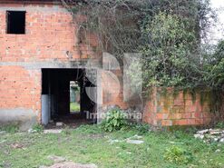 Moradia T3 - Bustos, Oliveira do Bairro, Aveiro - Miniatura: 12/12