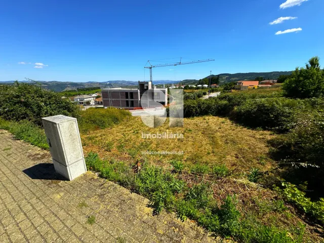 Terreno Urbano T0 - Sabrosa, Sabrosa, Vila Real - Miniatura: 1/18
