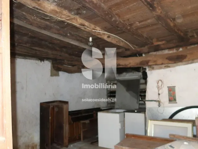 Moradia T2 - S�o Martinho da Corti�a, Arganil, Coimbra - Miniatura: 4/31