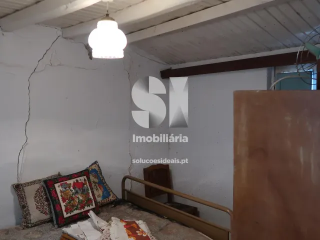 Moradia T2 - S�o Martinho da Corti�a, Arganil, Coimbra - Miniatura: 5/31