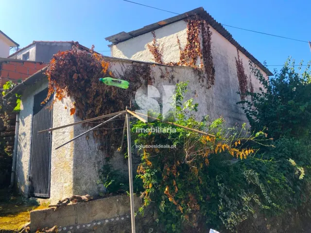 Moradia T2 - Parada de Cunhos, Vila Real, Vila Real - Miniatura: 4/34