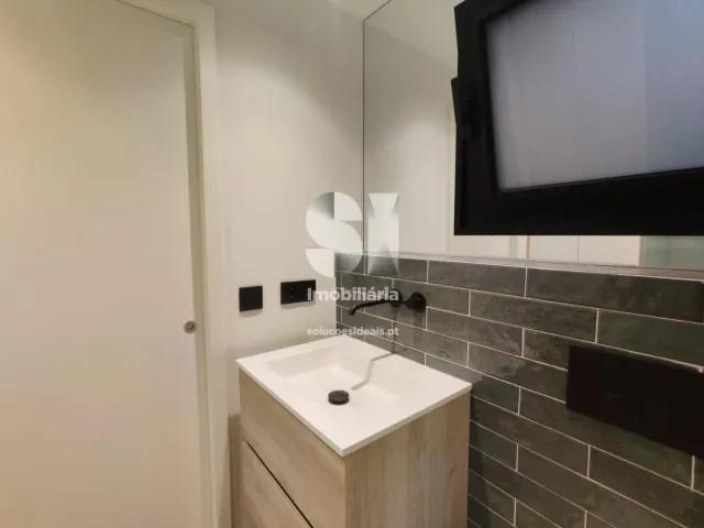 Apartamento T0 - S�o Jos� de S�o L�zaro, Braga, Braga - Miniatura: 8/24