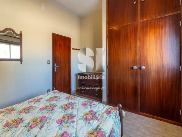 Moradia > T6 - Vieira de Leiria, Marinha Grande, Leiria - Miniatura: 15/49