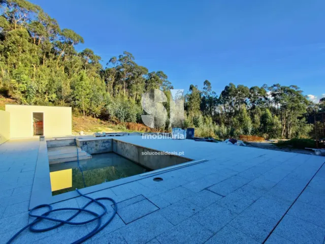 Moradia T3 - Espinho, Braga, Braga - Miniatura: 41/44