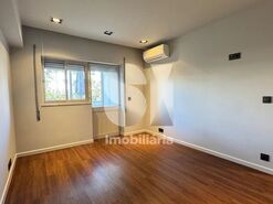 Apartamento T3 - Santo Ant�nio dos Olivais, Coimbra, Coimbra - Miniatura: 18/44