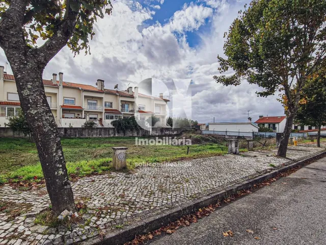 Terreno Urbano T0 - Abraveses, Viseu, Viseu - Miniatura: 13/14