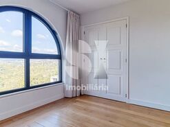 Apartamento T6 - Santo Ant�nio dos Olivais, Coimbra, Coimbra - Miniatura: 18/37