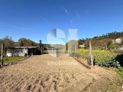 Moradia T3 - Orgens, Viseu, Viseu - Miniatura: 14/19