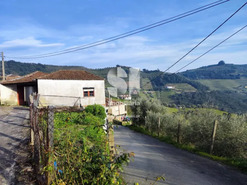 Moradia T2 - Cumieira, Santa Marta de Penagui�o, Vila Real - Miniatura: 1/28