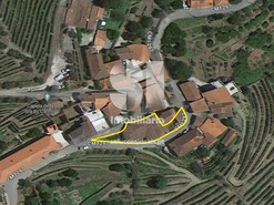 Moradia T2 - Cumieira, Santa Marta de Penagui�o, Vila Real - Miniatura: 28/28