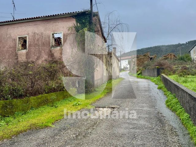 Moradia T2 - Fri�mes, Penacova, Coimbra - Imagem grande