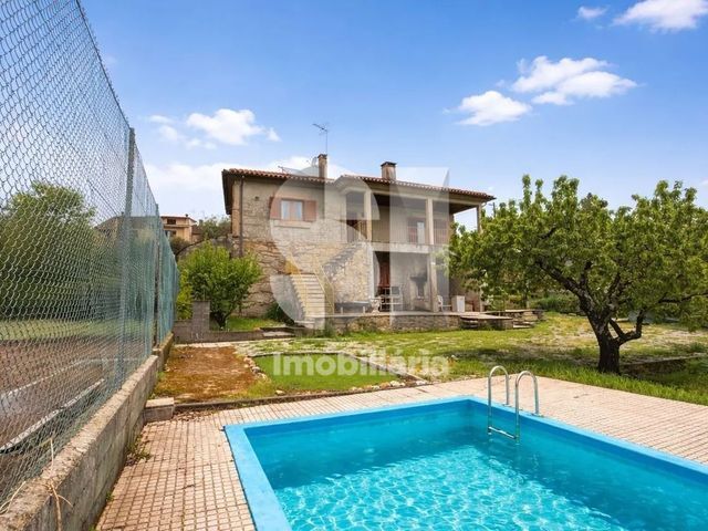 Moradia T2 - Ferreira de Aves, S�t�o, Viseu - Imagem grande