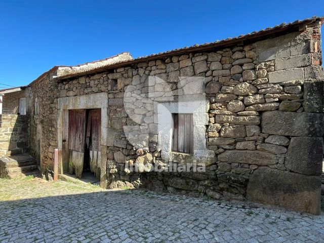 Moradia T3 - Souto Maior, Sabrosa, Vila Real - Imagem grande