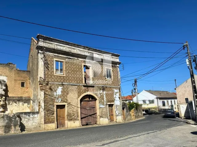 Pr�dio T0 - Dois Portos, Torres Vedras, Lisboa