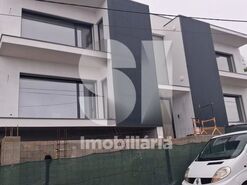 Apartamento T2 - Mansores, Arouca, Aveiro