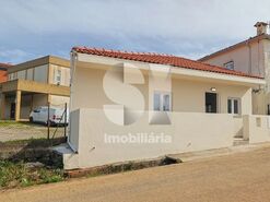 Moradia T2 - Santa Clara, Coimbra, Coimbra