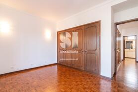 Apartamento > T6 - Coimbra, Coimbra, Coimbra - Miniatura: 17/31