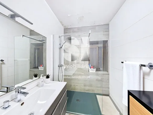 Moradia T3 - Valongo, Valongo, Porto - Miniatura: 34/37