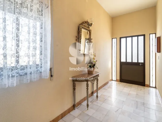 Moradia > T6 - Vieira de Leiria, Marinha Grande, Leiria - Miniatura: 8/49