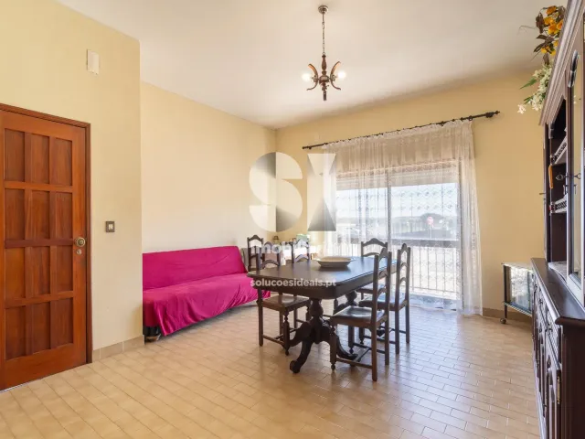 Moradia > T6 - Vieira de Leiria, Marinha Grande, Leiria - Miniatura: 26/49