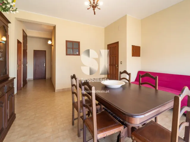 Moradia > T6 - Vieira de Leiria, Marinha Grande, Leiria - Miniatura: 27/49