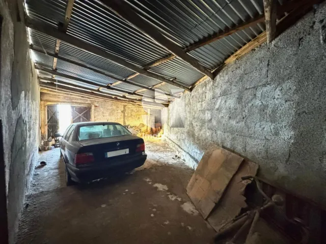 Armaz�m T0 - Dois Portos, Torres Vedras, Lisboa - Miniatura: 19/23