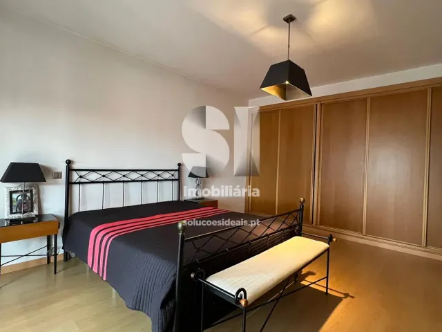 Moradia T6 - Vieira de Leiria, Marinha Grande, Leiria - Miniatura: 24/43