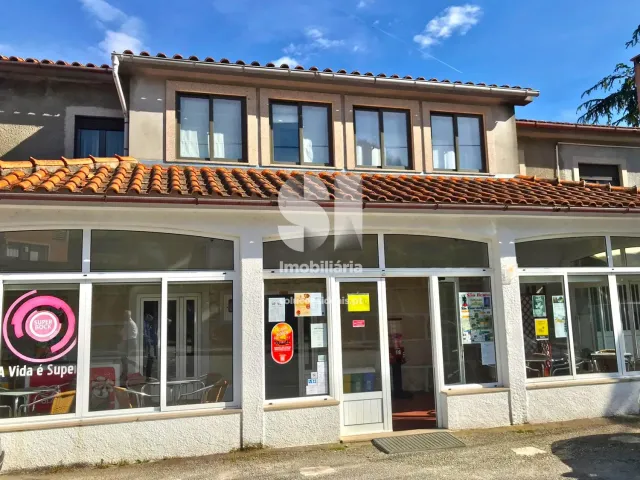 Moradia T0 - Adoufe e Vilarinho de Samard�, Vila Real, Vila Real - Miniatura: 2/49