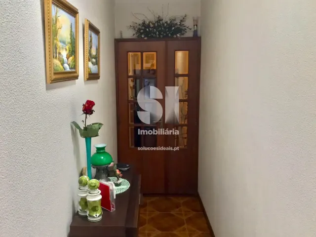 Moradia T0 - Adoufe e Vilarinho de Samard�, Vila Real, Vila Real - Miniatura: 31/49