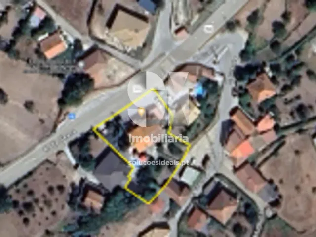 Moradia T0 - Adoufe e Vilarinho de Samard�, Vila Real, Vila Real - Miniatura: 48/49