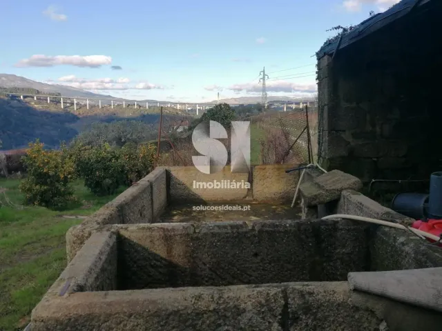 Quinta T0 - Cumieira, Santa Marta de Penagui�o, Vila Real - Miniatura: 40/44